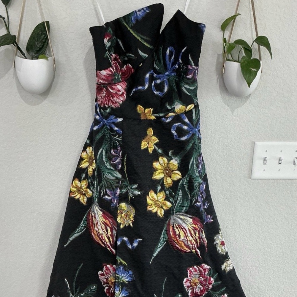 Marchesa Notte Dress Women's 6 Black Floral Sleeveless Fit & Flare Gown
